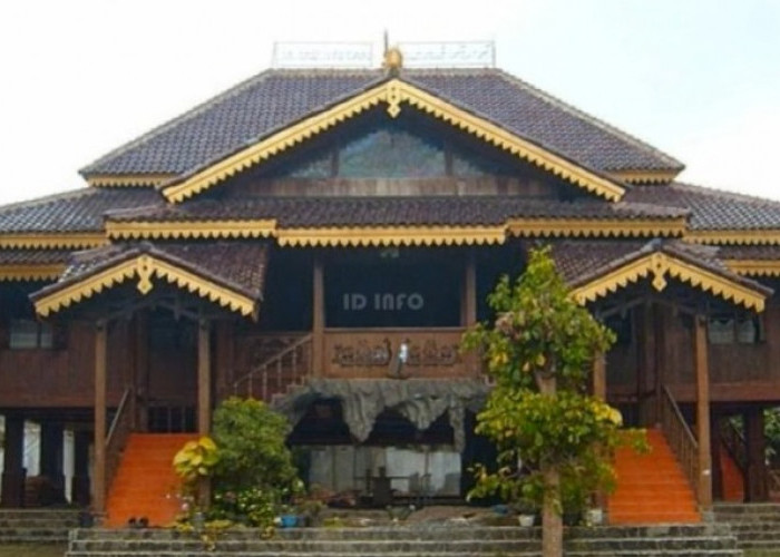 Rumah Adat Lampung Berdasarkan Jenisnya