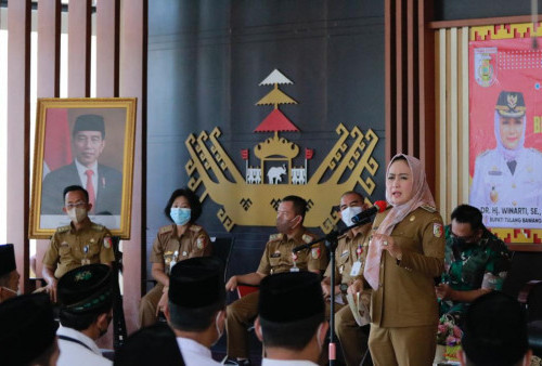 Bupati Winarti Minta Maaf Kepada Penyuluh Agama Islam, Ternyata...