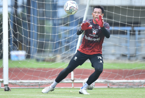 Made Masuk Skuad Persib Tertua, Ternyata Ada Rekor yang Telah Ia Pecahkan
