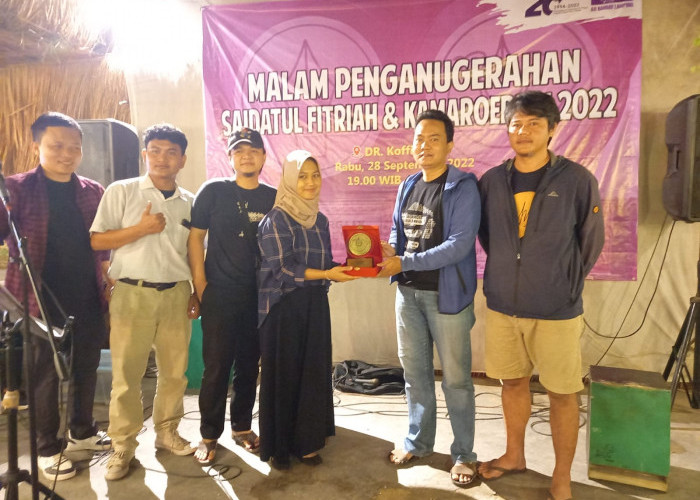 Karya Konsentris Sabet Penghargaan Kamaroedin dan Saidatul Fitria AJI 2022