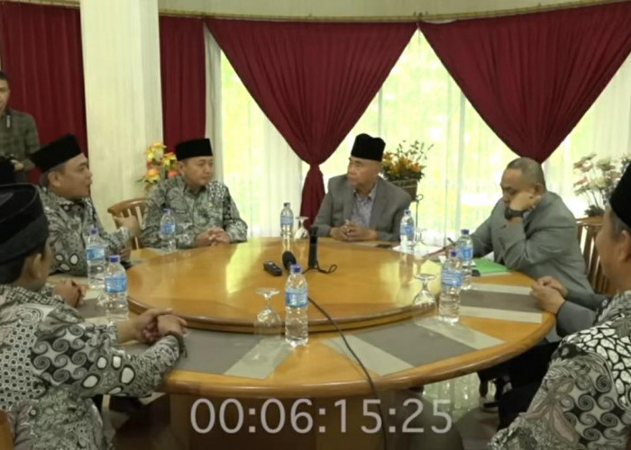 Ada yang Tersenyum, Soal Perempuan Bakal Jadi Khatib Salat Jumat di Ponpes Al Zaytun