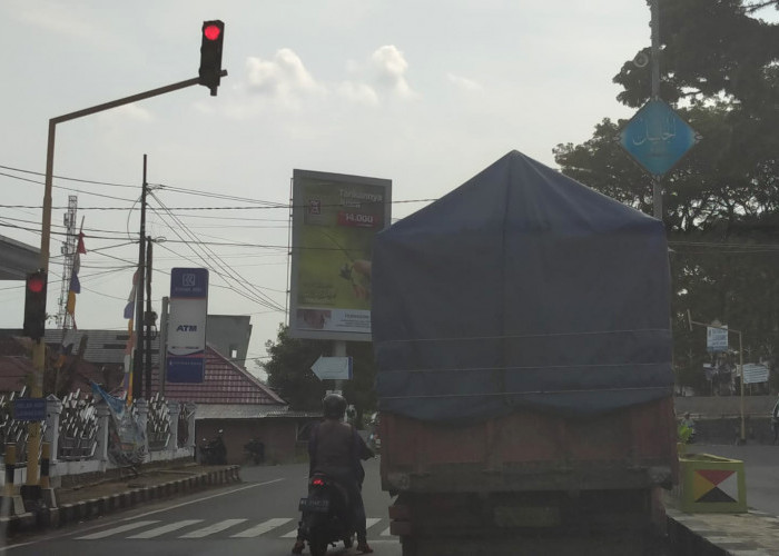 Ayo, Jaga Traffic Light di Tanggamus!