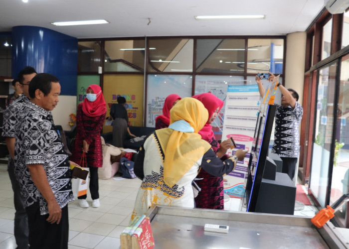 Perwakilan UPT Perpustakaan Untirta Sambangi Perpustakaan Unila