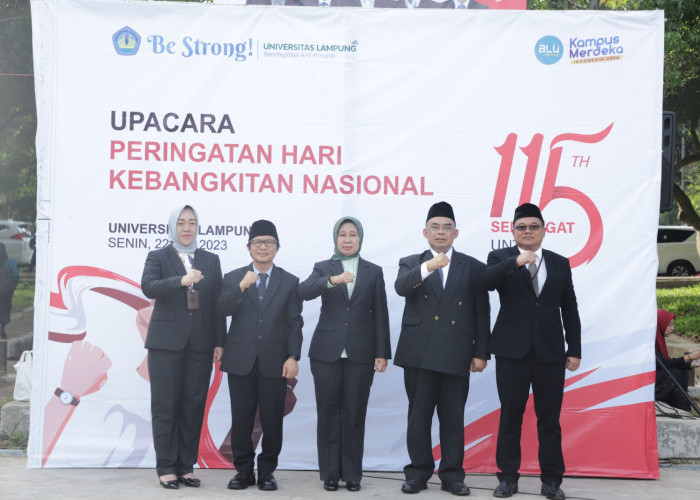 Unila Menggelar Upacara Harkitnas 2023 dengan Tema 'Semangat Bangkit'
