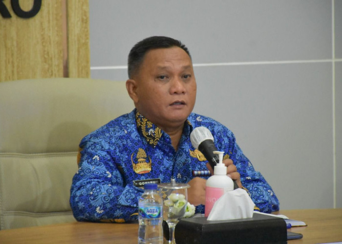 Pelayanan kepada Masyarakat Harus Maksimal, Qomaru Minta Pelayanan Perizinan yang Cepat dan Tepat
