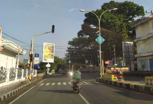 Lapor! Traffic Light Jalan Ir. Juanda Padam 