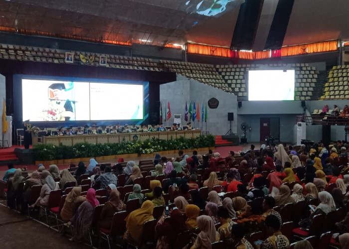 Unila Targetkan Capai 130 Guru Besar