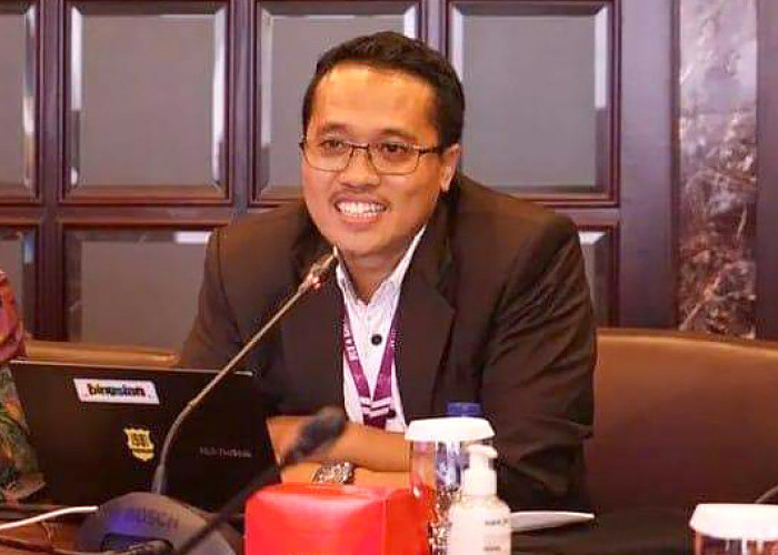 Dosen Universitas Aisyah Pringsewu Dr. (Can) Zulkifli, Narasumber Aplikasi Emak 