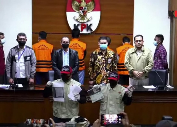 Sedang Umroh, M. Kadafi Tak Penuhi Panggilan KPK