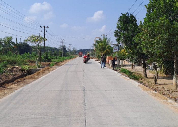 Kebut Perbaikan, Berikut Ini Perkembangan Perbaikan Jalan di Lampung
