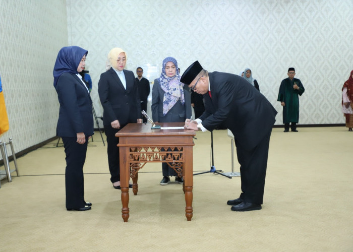 Habibullah Jimad Resmi Jabat Warek II Unila, Ini Harapan Rektor!