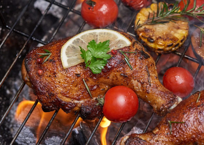 Daftar 8 Menu Makanan Favorit Orang Indonesia, No.2 Sering Banget Dipesan