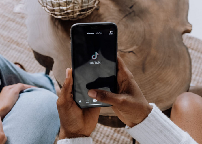 Rebahan Sambil Scroll Video, Bisa Dapat Saldo Dana Gratis, Dijamin Langsung Cair 