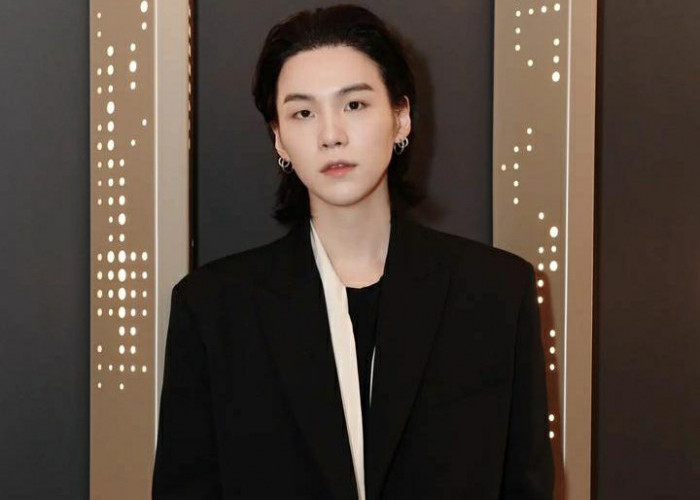 Army Tak Sabar, Suga BTS Umumkan Tur Konser di Jakarta Selama 3 Hari
