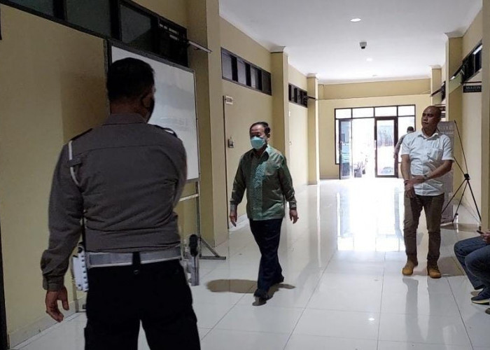 Orang Tua Mahasiswa yang Daftar Fakultas Kedokteran Unila Turut Terperiksa oleh KPK