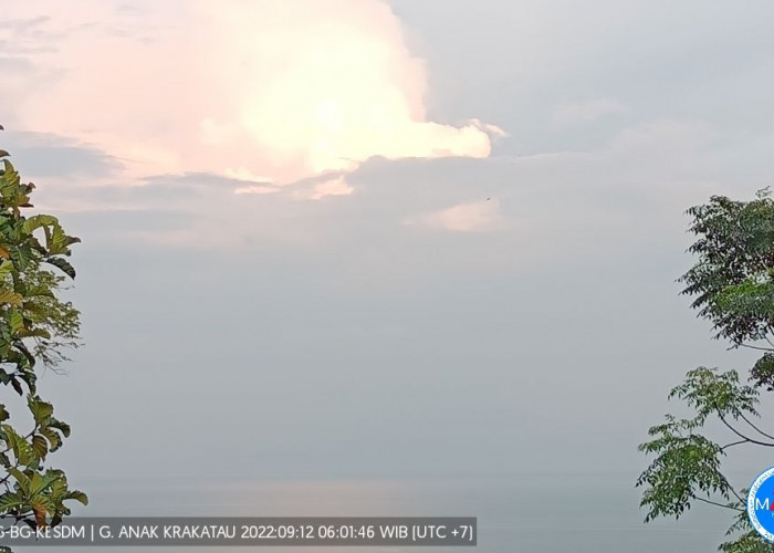 Kondisi Gunung Anak Krakatau : 4 Kali Alami Gempa pada Senin 12 September 2022