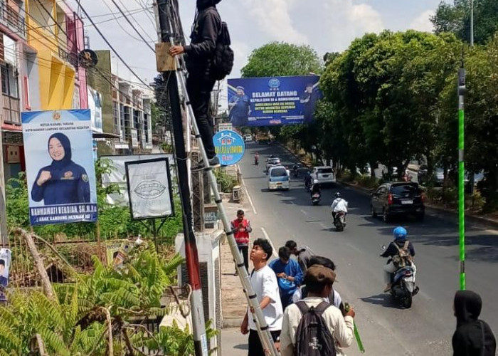 'Tak Bertuan', Kabel Semrawut di Bandar Lampung Ditertibkan, Cek Lokasinya Jangan Sampai Wilayahmu Terlewat