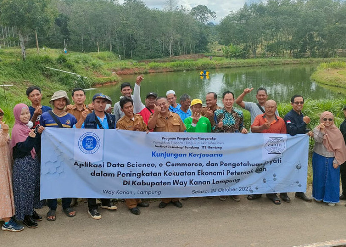 ITB Laksanakan Program Pengabdian Masyarakat untuk Peternak Ikan di Way Kanan 