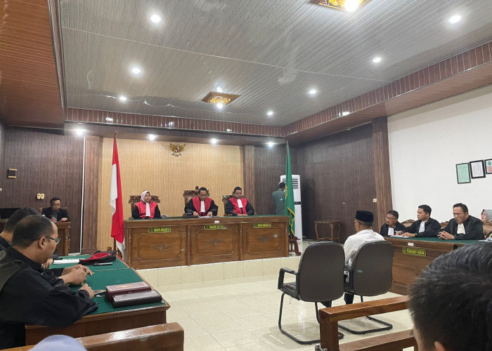 Tok! Qomaru Zaman Dinyatakan Bersalah 