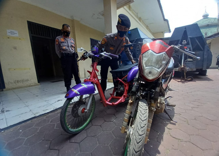 Balap Liar Sambil Live TikTok, 40 Remaja Dibubarkan Polisi, Dua Motor Diamankan