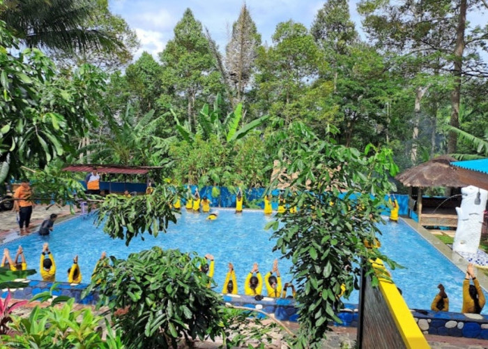 Villa ZM Sukaharum, Penginapan Murah di Bandar Lampung dengan Kolam Renang View Pegunungan 