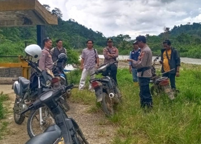 Dua Kapolsek dan Tim Gabungan Pantau Pergerakan Gajah Kelompok Bunga di Tanggamus