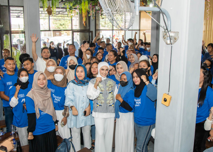 Putri Zulkifli Hasan Dorong Milenial Melek Politik