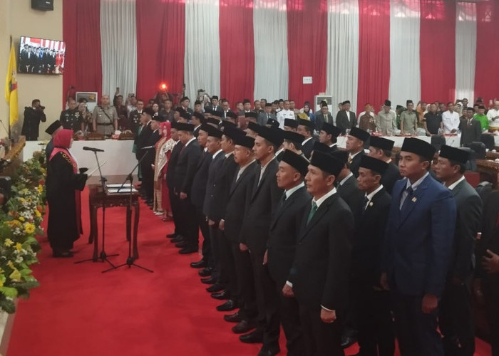 Sah! 45 Anggota DPRD Tanggamus Periode 2024-2029 Dilantik, Didik Setiawan Jadi Ketua Sementara 