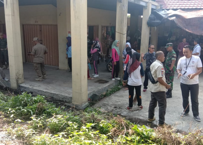 Musim Penghujan, Kodim Tulang Bawang Ajak Elemen Masyarakat Bersihkan Pasar Menggala