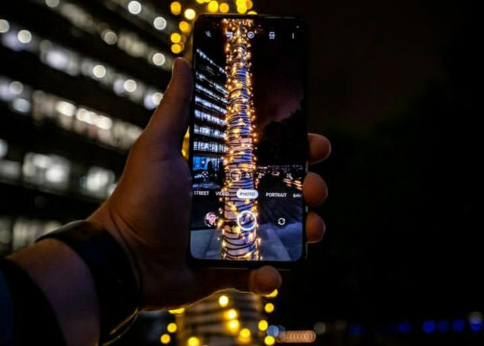 Ngebut, Realme akan Kenalkan Teknologi Pengisian Daya 240 W Lewat GT Neo 5