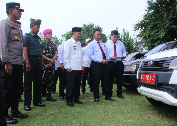 Kejari Lampura Serahkan 22 Unit Kendaraan Dinas Milik Pemkab Lampura