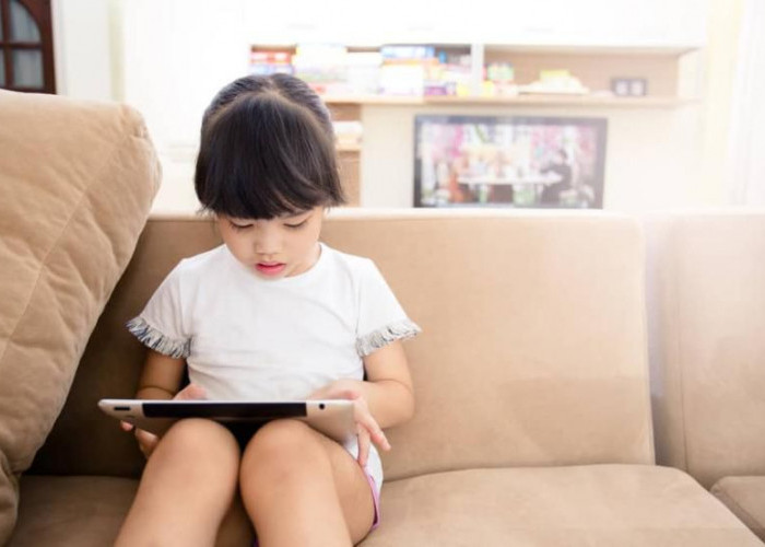 5 Hal Pentingnya Membatasi Waktu Bermain HP untuk Kesehatan Anak dan Remaja