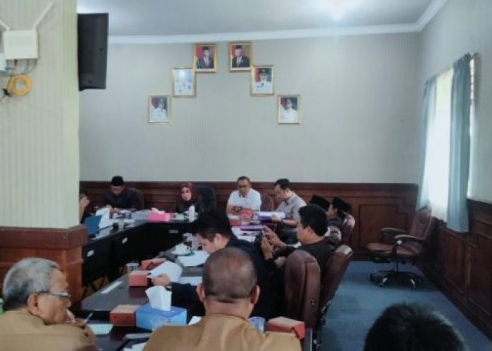 Bersama dengan DLHD, Komisi III DPRD Lamsel Bahas Plafon Anggaran APBD 2023