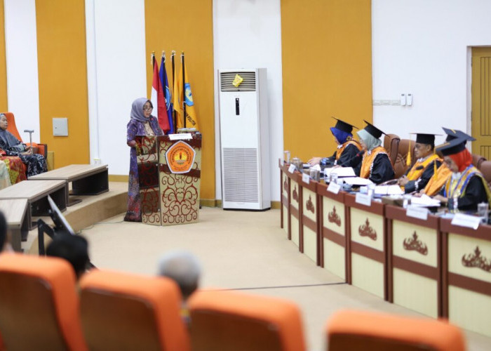 Dian Kagungan Raih Gelar Doktor Usai Presentasikan Disertasi Soal Heptafelix