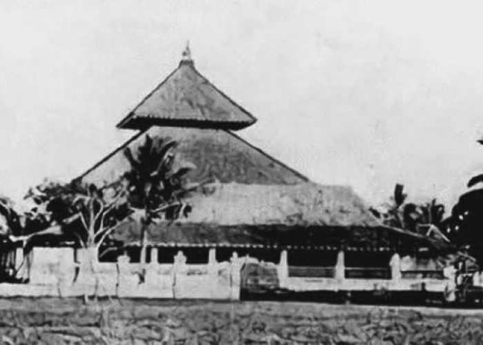 Kilas Balik Sejarah Kerajaan Demak