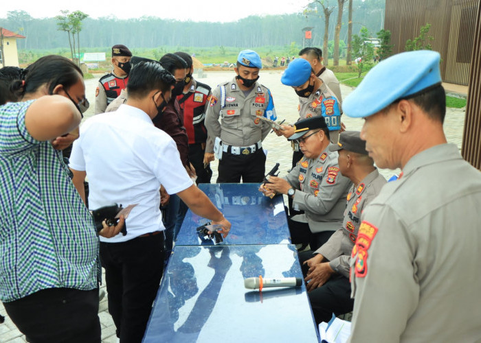 Antisipasi, Polres Tubaba Cek Senpi Personel
