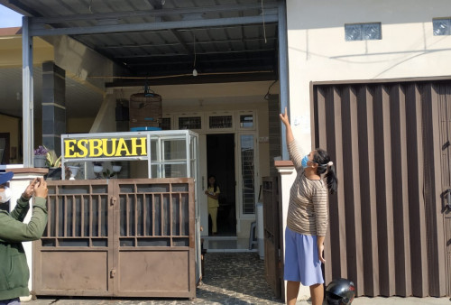 Istri Beri Makan Anak, Burung Suami Hilang
