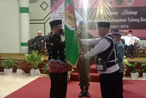 Alhamdulillah, 122 Jamaah Haji Tulang Bawang Tiba