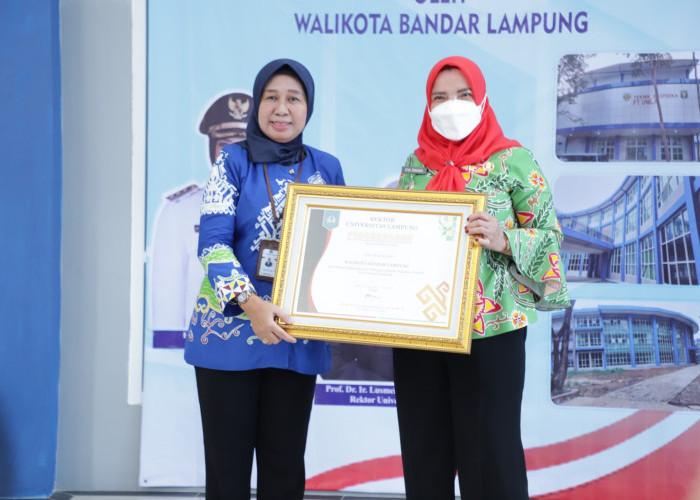 Rektor Terima Hibah Gedung Baru dari Pemkot Bandarlampung