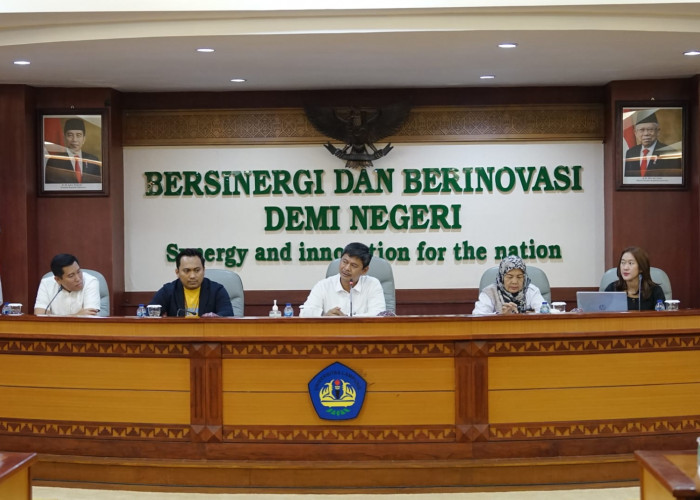 Sivitas Akademika Unila Ikuti Sosialisasi Literasi Keuangan Bank Mandiri