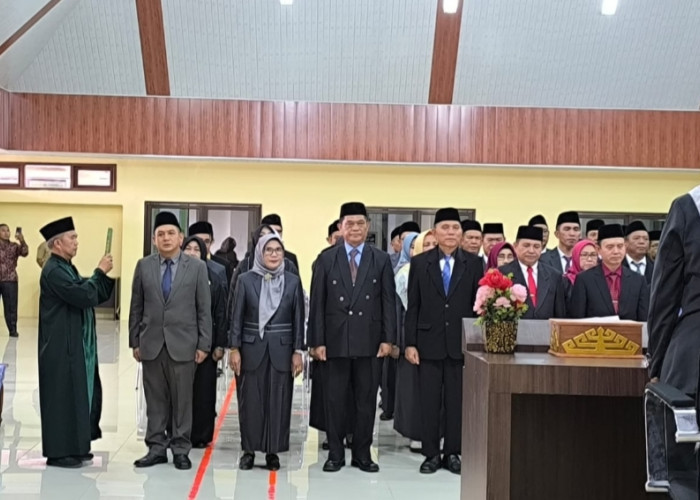 Seminggu Dilantik Jadi Kadisdikbud, Thomas Americo Lakukan Rotasi  57 Kepala SMA/SMK di Lampung, Siapa Saja?