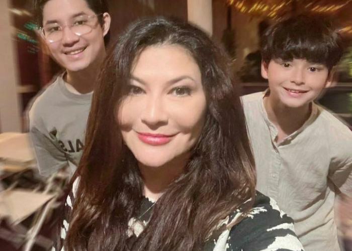 Wajahnya Disebut Mirip Mpok Atiek, Begini Respon Tamara Bleszynski