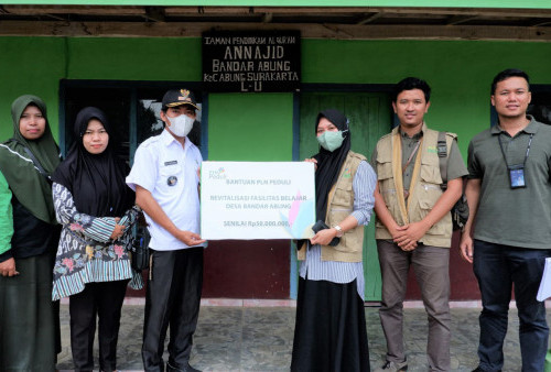 PLN Peduli Turut Cerdaskan Anak Bangsa lewat Revitalisasi Fasilitas Pendidikan