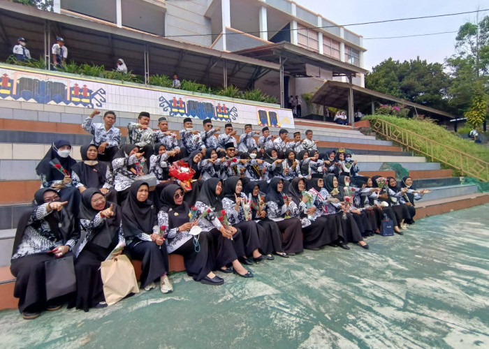 Simak, Ini Pesan Nadiem Makarim di Hari Guru Nasional