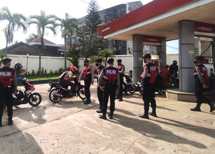 Awasi Penyalahgunaan BBM, Polres Pringsewu Jaga Delapan SPBU 