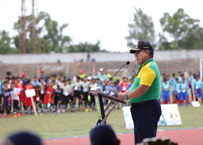 Gubernur Arinal Djunaidi Buka Festival Forum Sepakbola Generasi Indonesia