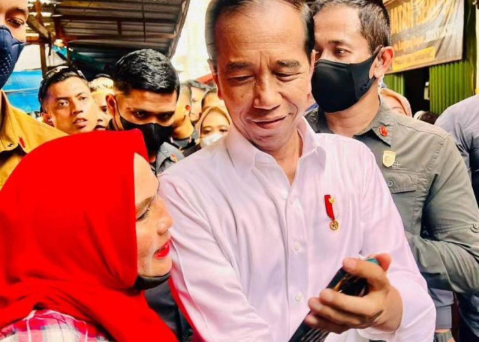 Infrastruktur Jalan Kunci Utama Kestabilan Harga, Jokowi: Jika Tidak Mampu Akan Diambil Alih Kementerian PU