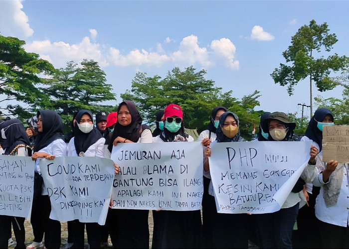 Honorer Nakes dan Non Nakes Tuntut Penambahan Kuota PPPK, Pemkab Tanggamus Minta Waktu Seminggu Cari Solusi 