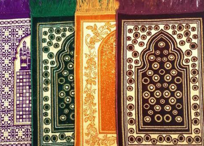 4 Model Sajadah Ramadhan Kualitas Premium Berbahan Lembut dan Praktis untuk Salat Tarawih
