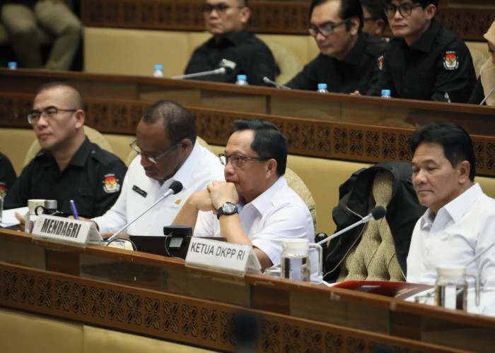 Tak Ada Agenda Lain, Mendagri Tito Karnavian Tegaskan Pemilu Tetap 14 Februari 2024